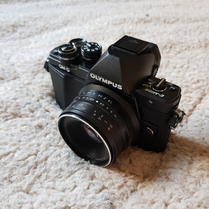 Manual Focus 25mm f/1.8 APS-C Lens for E/X/Z/M43-mount
